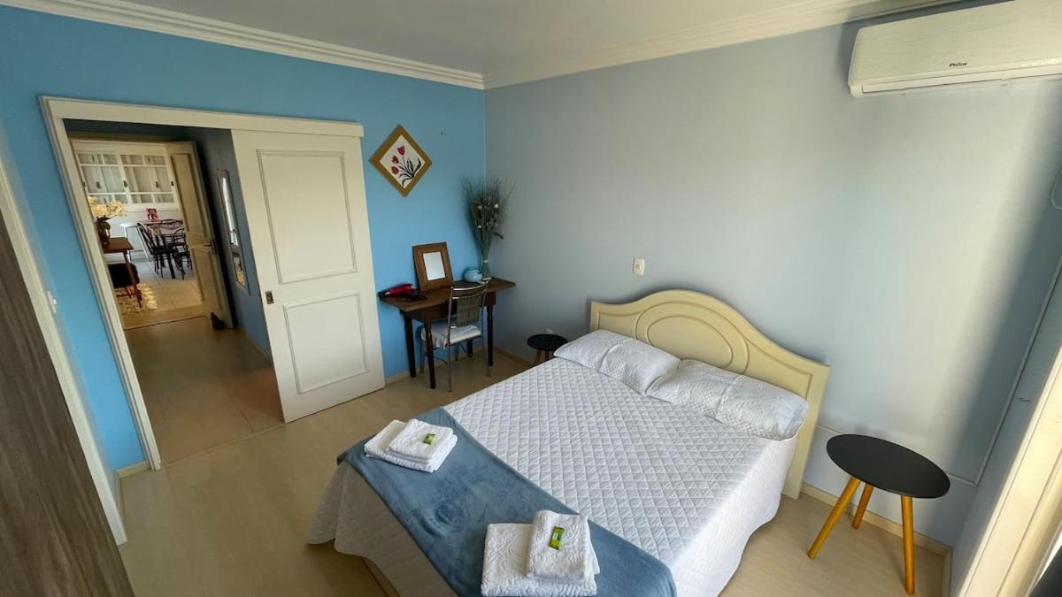 Casa Em Bairro Nobre, Bem Localizada, Com Suite. Bento Goncalves Exterior photo